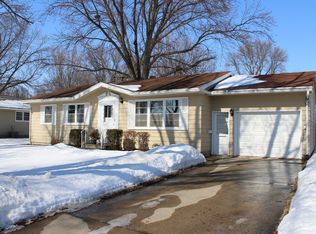 116 Southdale St SW, Sleepy Eye, MN 56085