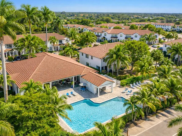 Amberton Luxury Townhomes