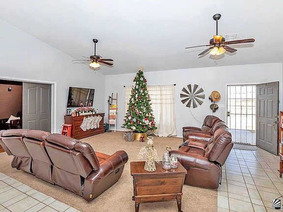 4th image of 13285 S Avenue 4 E #1/4
