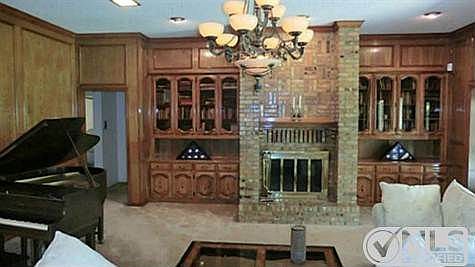 5th image of 1329 Green Hills Ct