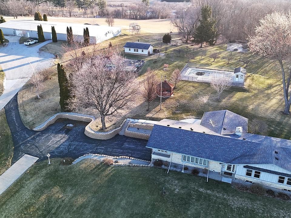 1st image of N6190 County Road F