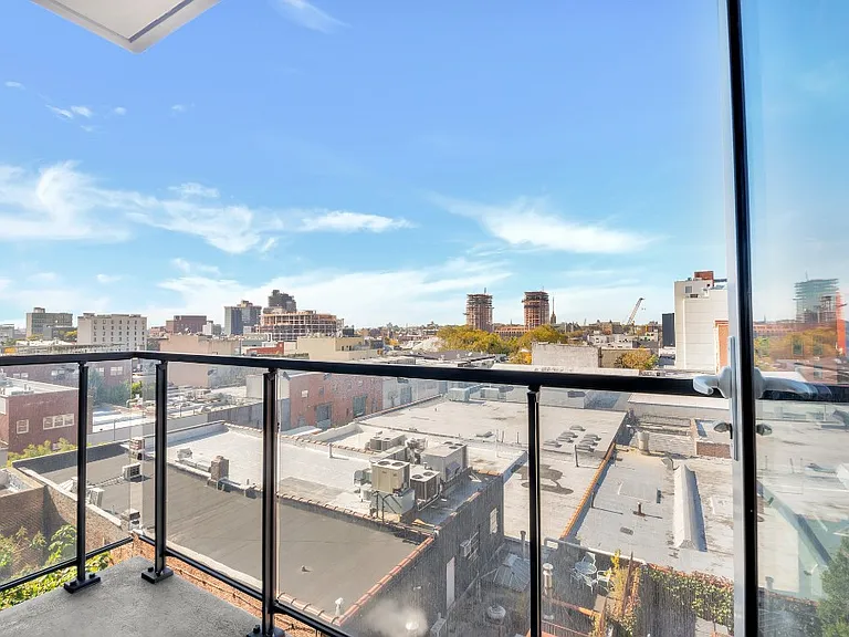 150 4th Ave #8H — Photo 11