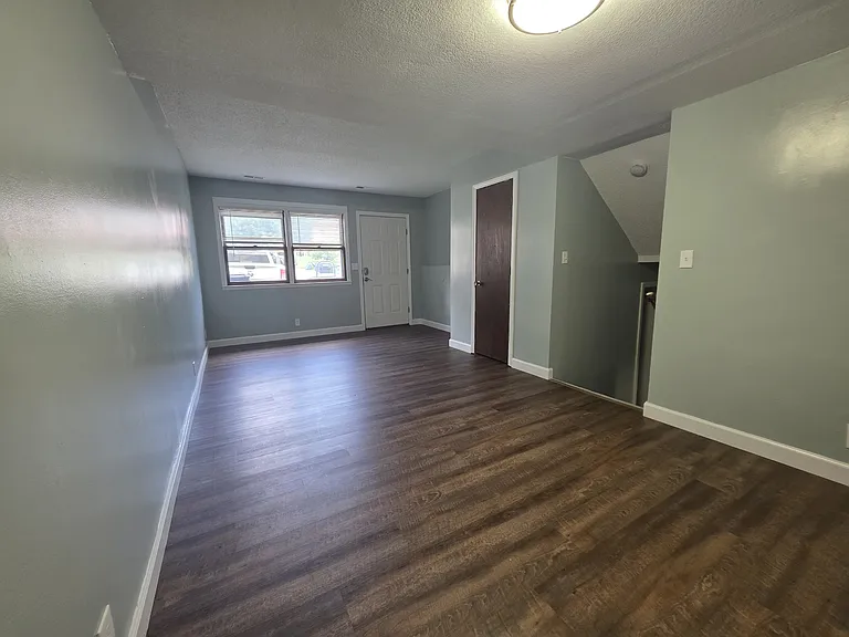 448 Grandview Ter #2 — Photo 2