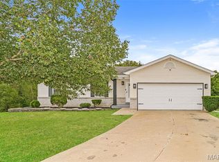 162 Trotters Creek Ln, Wright City, MO 63390