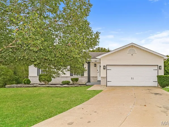 162 Trotters Creek Ln, Wright City, MO 63390