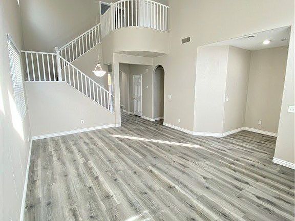 3rd image of 5836 Ancona Dr