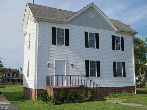 308 Pine St, Crisfield, MD 21817