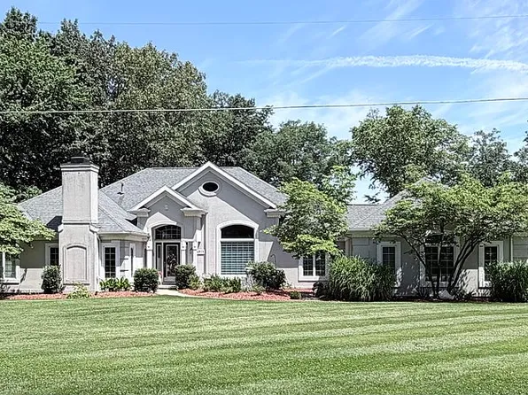 4913 N Whitewater Rd, Olney, IL 62450
