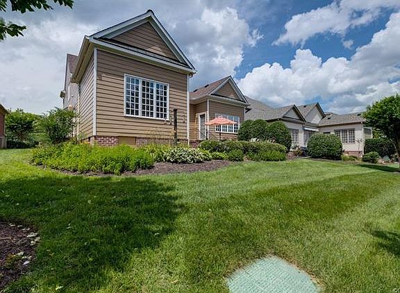 5th image of 12037 Layton Dr
