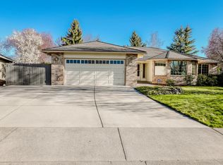 2654 Lawnview Dr, Medford, OR 97504