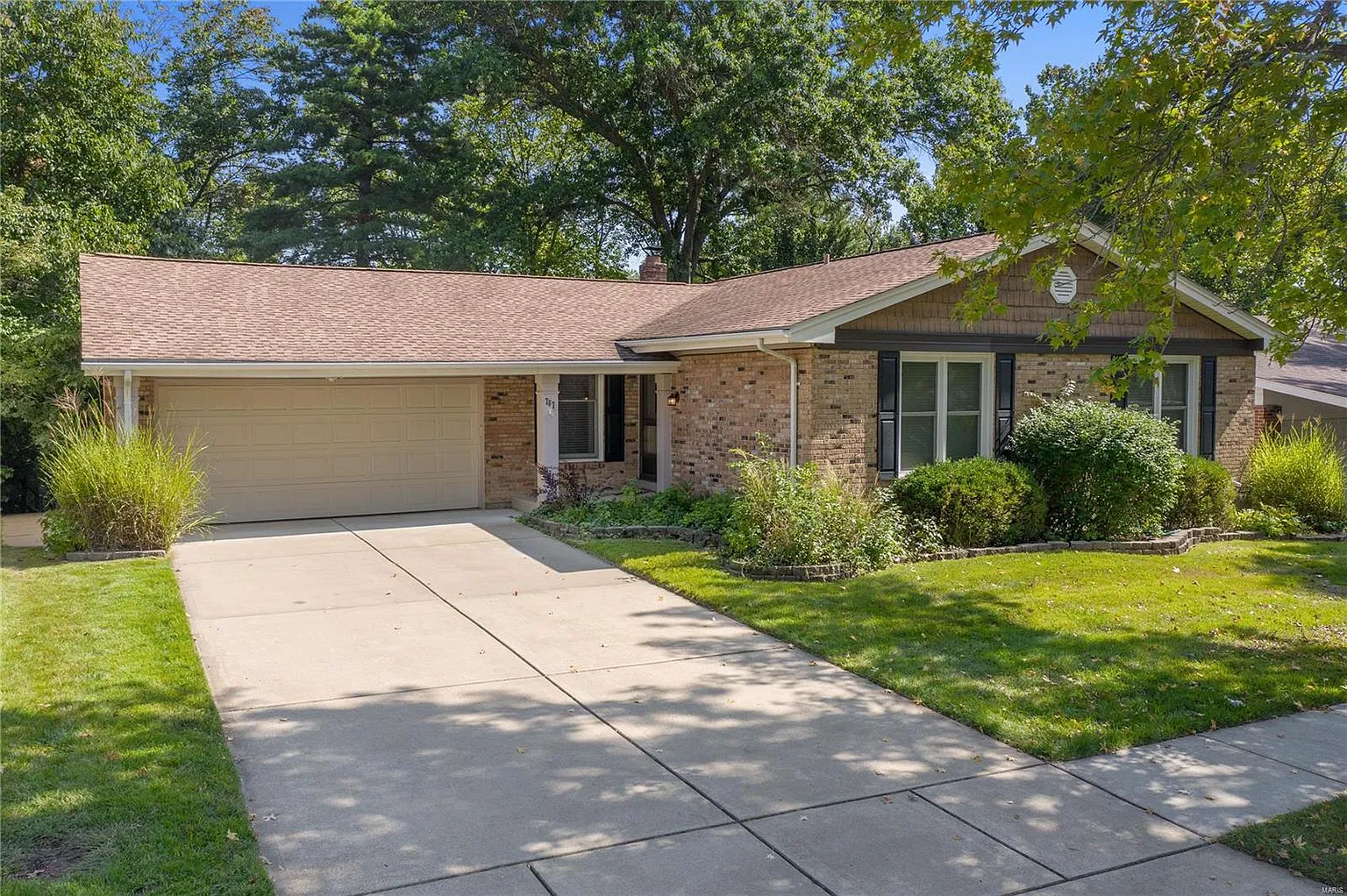 767 Foxwick Dr photo 1