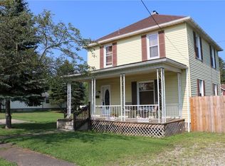 64 Canal St, Albion, PA 16401