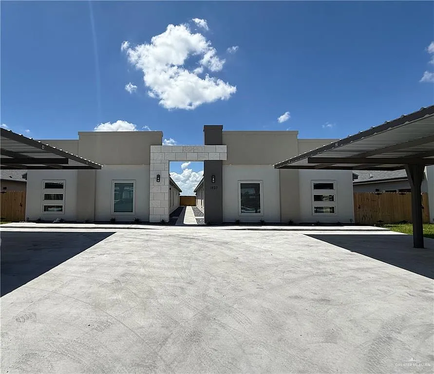 1807 W Violet Dr — Photo 1