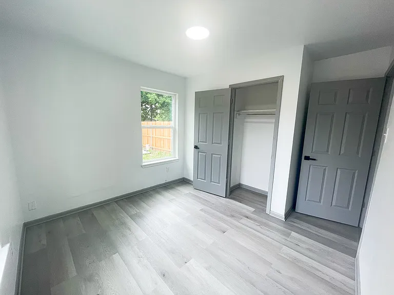 1017 N Meadows Dr #B — Photo 14