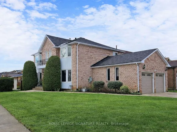 6094 Prairie Cir, Mississauga, ON L5N 5Z5