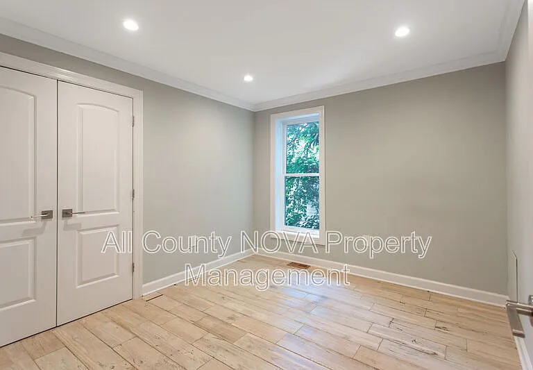 2217 14th St SE — Photo 14