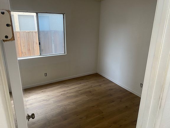 2nd image of 29858 Corte Cruzada