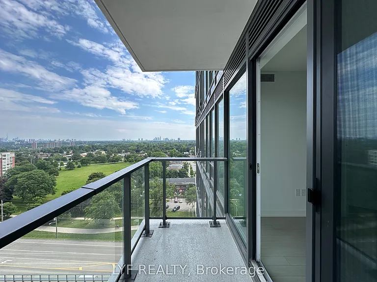 4010 Eglinton Ave W #1207 — Photo 2