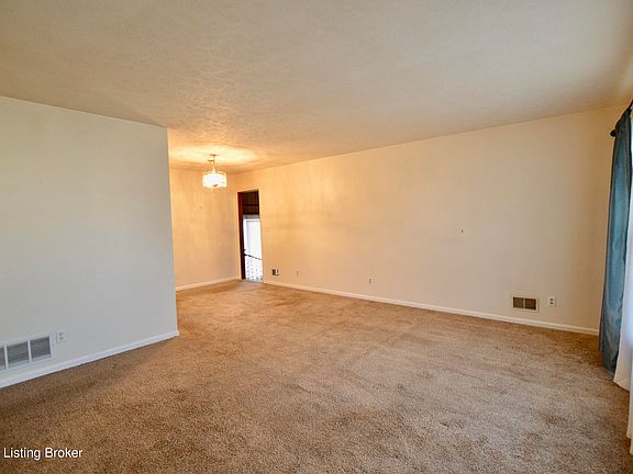 4th image of 8902 Annlou Dr