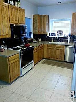 3rd image of 1148 Kelly Ln
