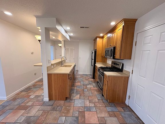 2nd image of 1524 Gorham St Unit 104