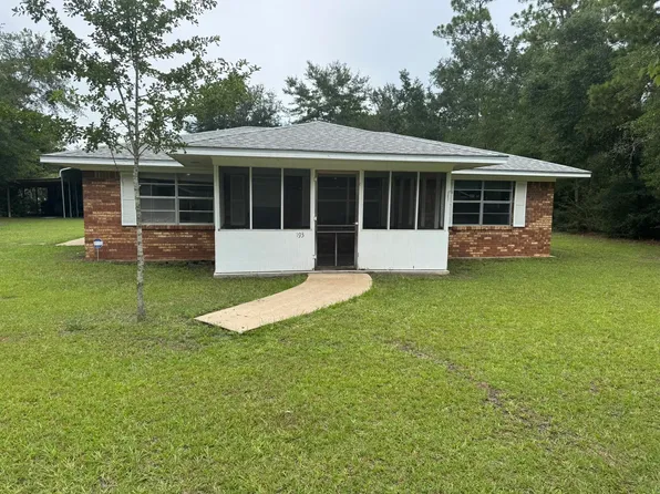 193 Black Creek Lodge Rd, Freeport, FL 32439