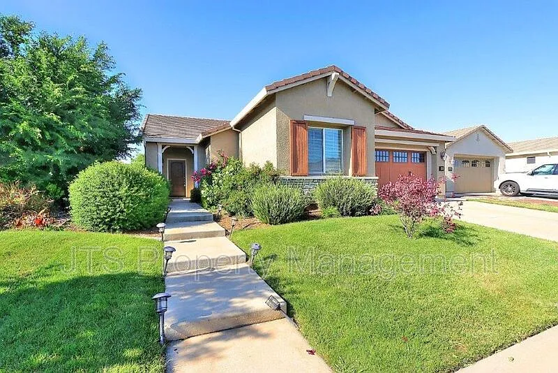 4024 Cuyamaca Cir photo 1