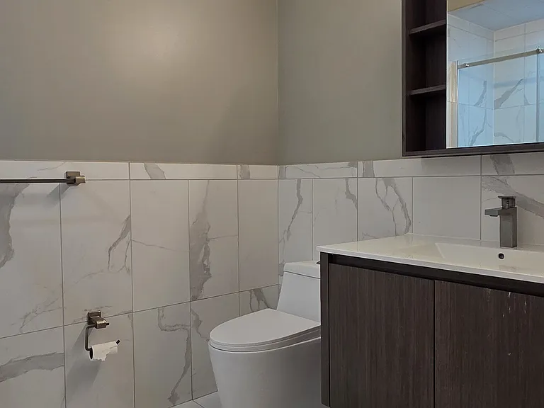225 McWhorter St #401 — Photo 8