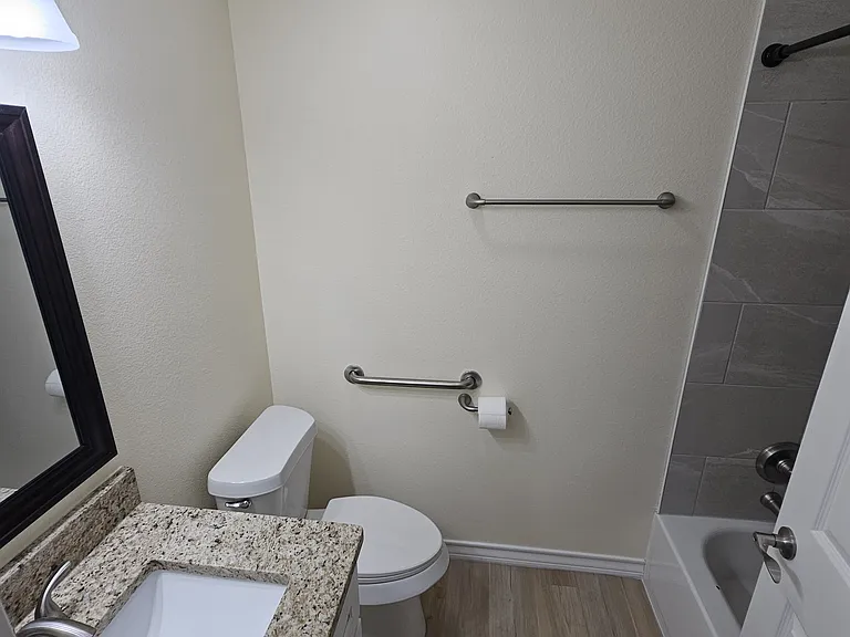 2nd bathroom