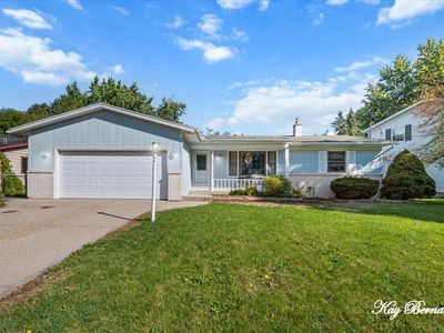 2067 Fawnwood Dr SE, Kentwood, MI, 49508