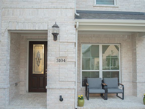 3rd image of 3104 Sawbuck Ln