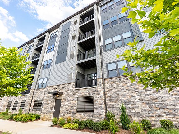 3rd image of 12850 Mosaic Park Way Unit B