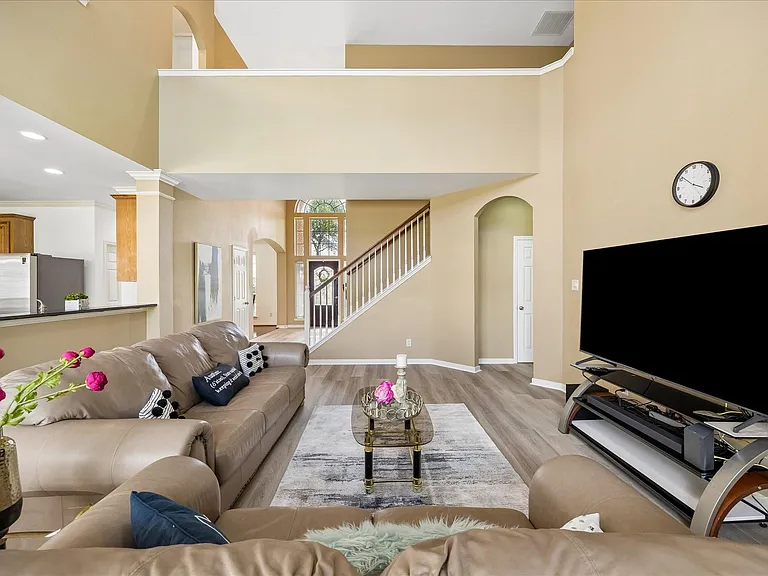 2614 Cezanne Cir — Photo 3