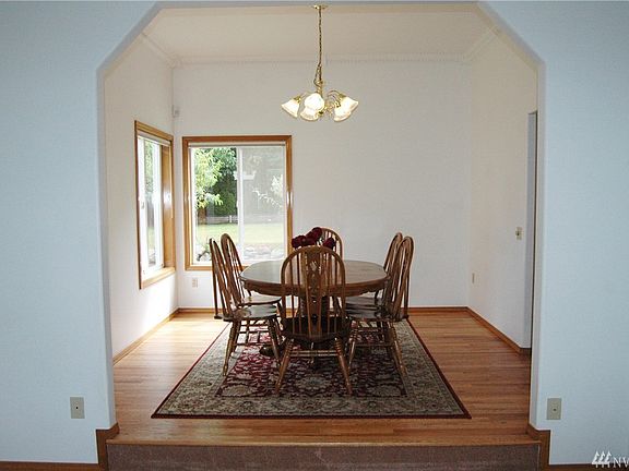 4th image of 1305 Avenue A