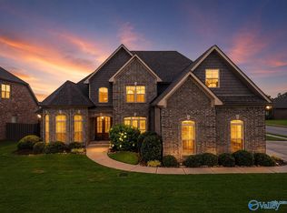 17429 Lochaber Dr, Athens, AL 35613