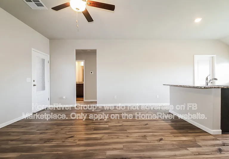 1617 Amaranth Ln — Photo 2