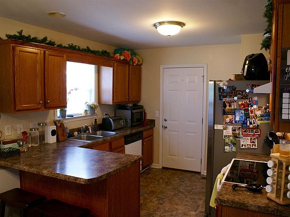 5th image of 3482 Hardwood Dr