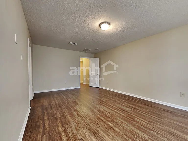 2371 Tyson Lake Dr — Photo 11