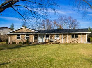 5006 N West St, McHenry, IL 60051