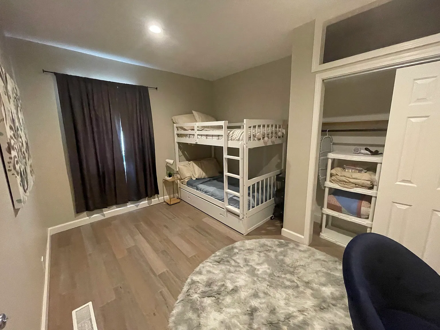 32 E Regent St — Photo 4