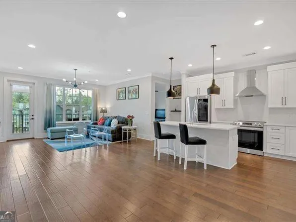 6890 Peachtree Dunwoody Rd #303, Sandy Springs, GA 30328