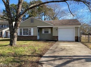 428 Cherrywood Ct, Newport News, VA 23608