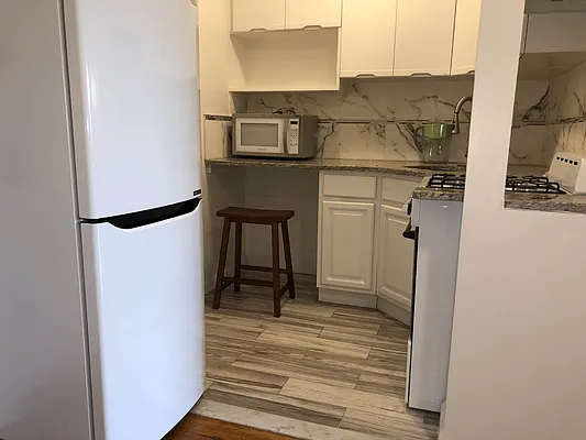 Rented by Crossings Realty | media 10