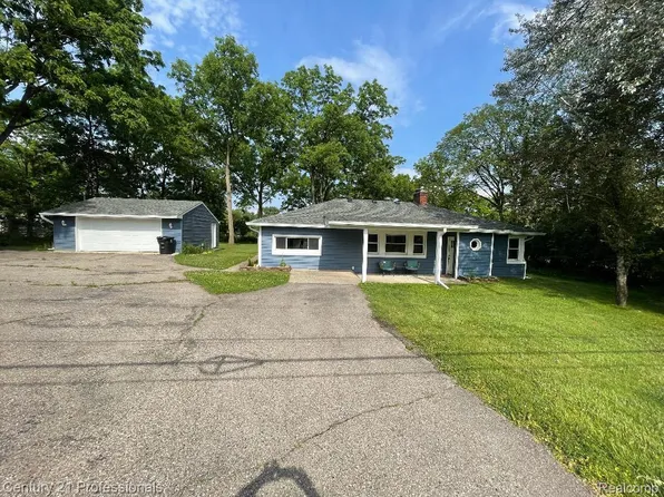 18290 Sunset St, Livonia, MI 48152