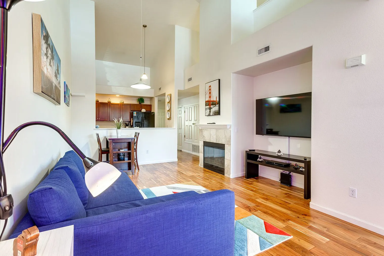 1 bed, 1.0 bath, 1194 sqft, $2,806 — Photo 4