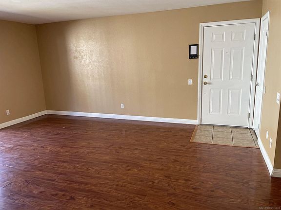 5th image of 6333 College Grove Way Unit 10204
