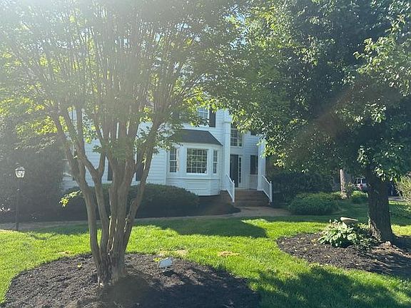 2nd image of 11900 Brentmoor Ct