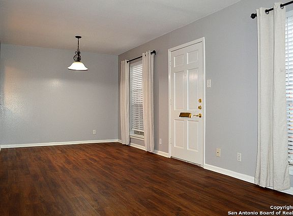 5th image of 8401 N New Braunfels Ave APT 222