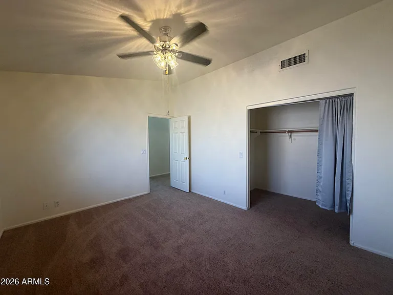 908 N Gregory Pl — Photo 19