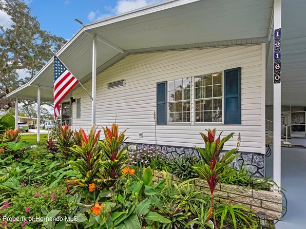 12160 Sara St, Brooksville, FL 34613